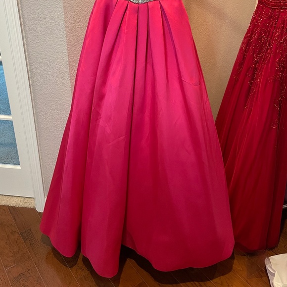 Blush Sz 6 BNWOT Fuchsia Ballgown Duchess Satin - Picture 6 of 9